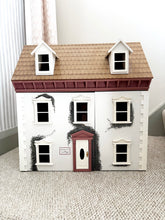 Load image into Gallery viewer, Dollshouse - Lucy