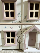 Load image into Gallery viewer, Dollshouse Examples
