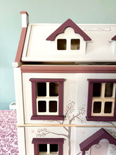 Load image into Gallery viewer, Dollshouse - Grace
