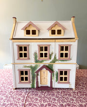 Load image into Gallery viewer, Dollshouse - Danielle
